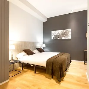 Rent Top Rambla Catalunya Daire